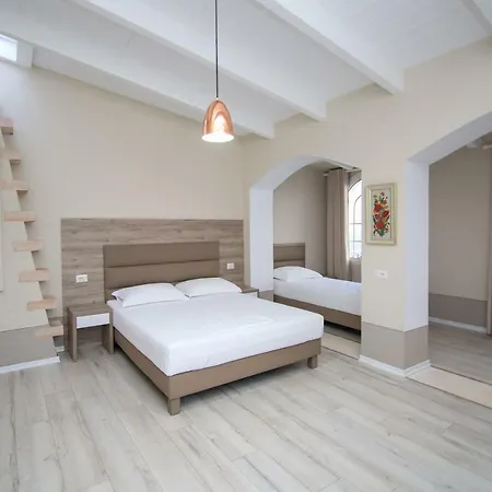 Vila Kristi Dhërmi