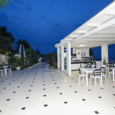 Vila Kristi * Dhërmi